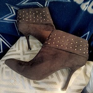 Nine West brown heel boots 7.5